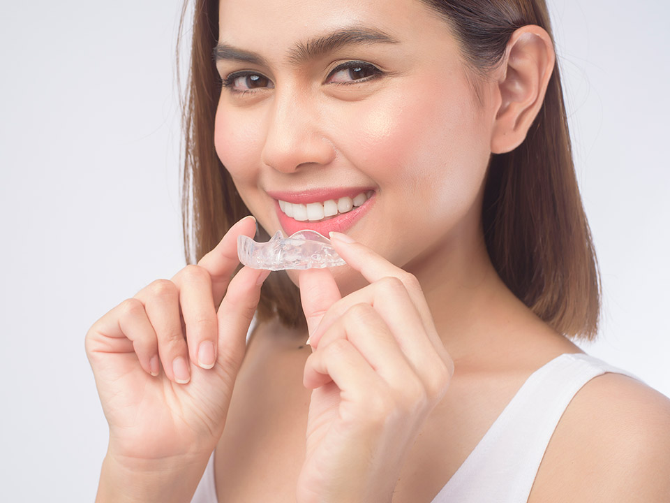 How To Clean and Care For Invisalign Retainers
