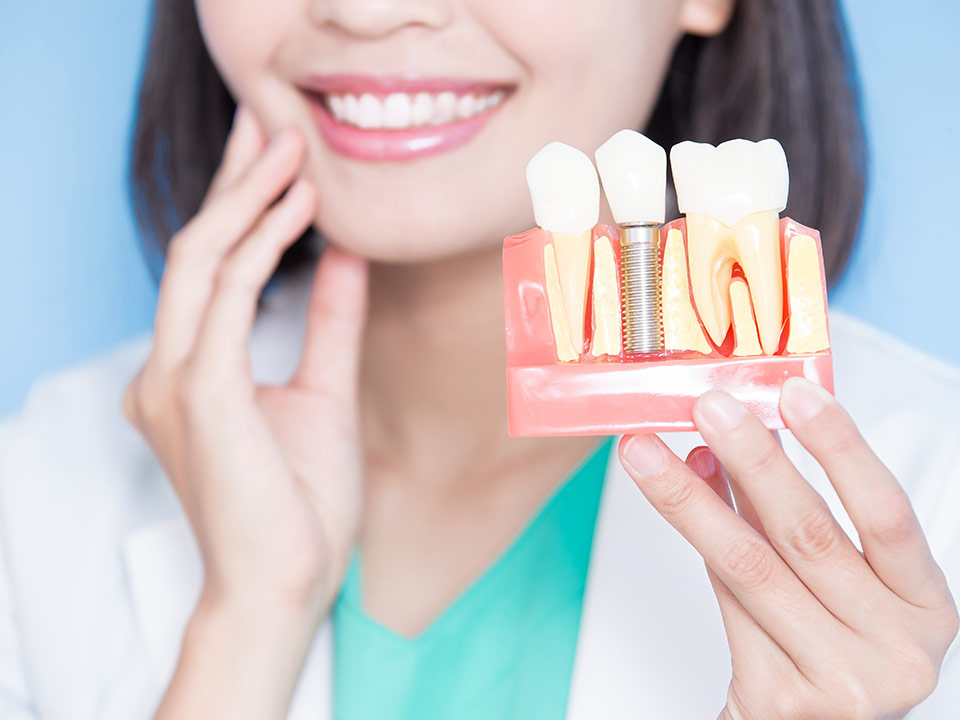 Common Dental Implant Problems and Their Treatments